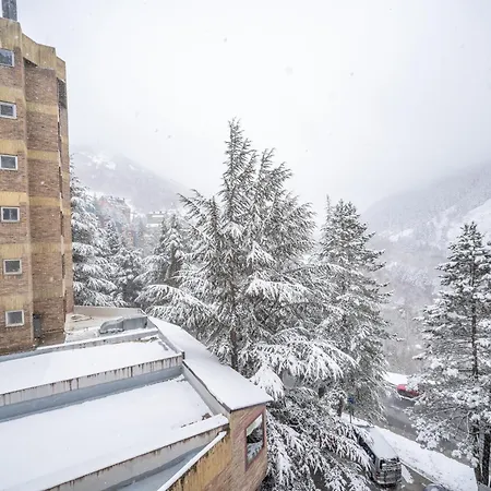 Con Encanto Baqueira 1500 Apartment Naut Aran
